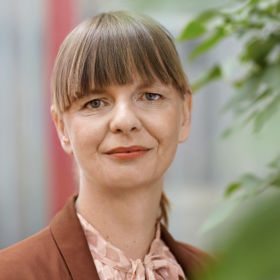 Wienerin kann mit dem Bildungskonto des waff eine umfangreiche Weiterbildung machen.