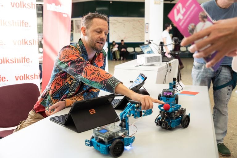 Infomesse Fit für die Zukunft: Jobchance Coding & Digitalisierung