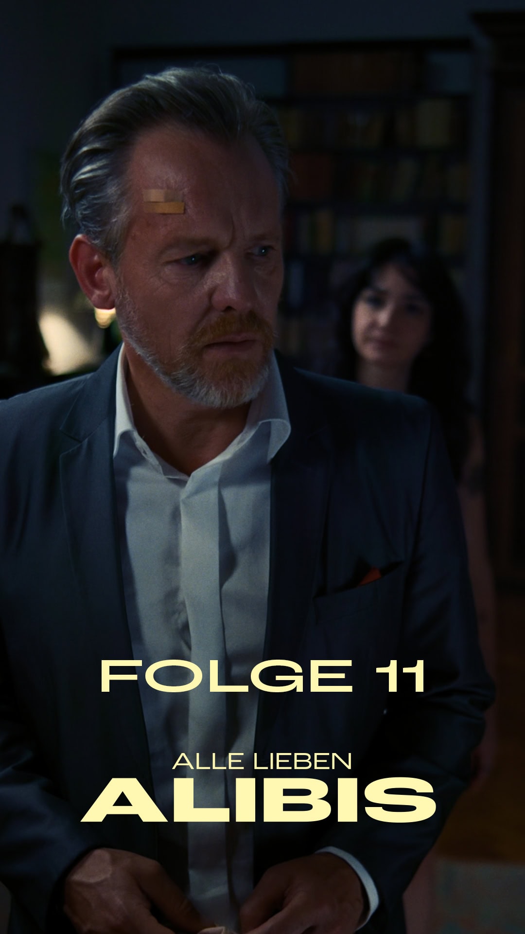 Szene aus ALLE LIEBEN ALIBIS - Folge 11: Karl wird von Mary überführt